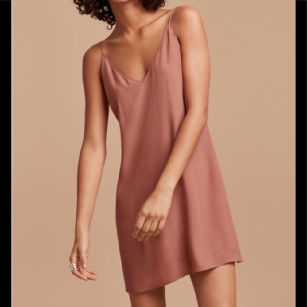 Aritzia wilfred free vivienne pink mini slip dress